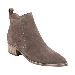 Mark Fisher 7.5 tan ankle booties